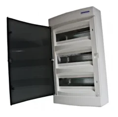 BK080107 Nástenná rozvodnica IP40 3-radová, 3x18modulov, dym.dvere